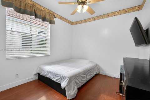 Купить виллу или дом в Уэстон, Флорида 5 спален, 287.53м2, № 1992052 - фото 11