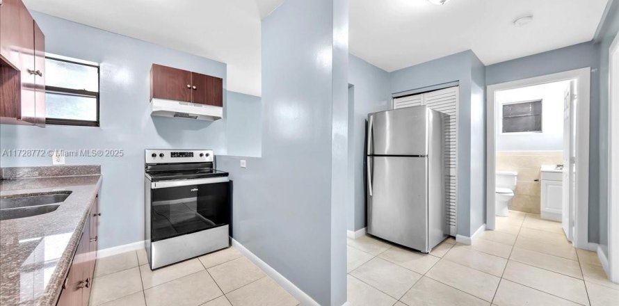 Apartment in Miami, Florida 2 bedrooms № 1763905