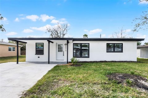 House in New Port Richey, Florida 3 bedrooms, 93.65 sq.m. № 1881250 - photo 1