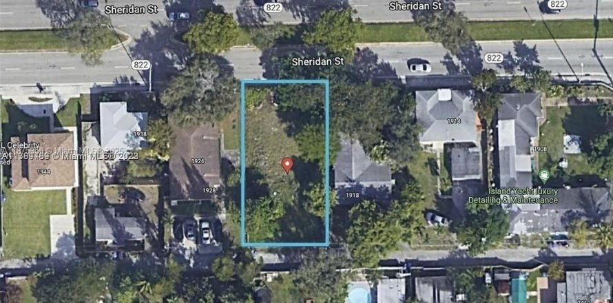 Land in Hollywood, Florida № 1923708