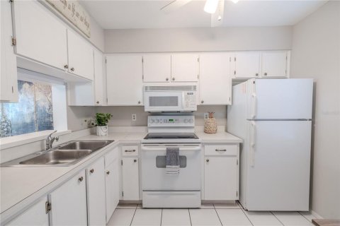Condo in Dunedin, Florida, 1 bedroom  № 1850977 - photo 5