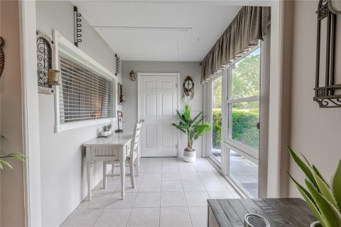 Condo in Dunedin, Florida, 1 bedroom  № 1850977 - photo 14