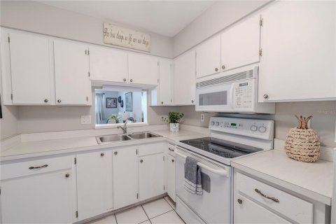 Condo in Dunedin, Florida, 1 bedroom  № 1850977 - photo 8