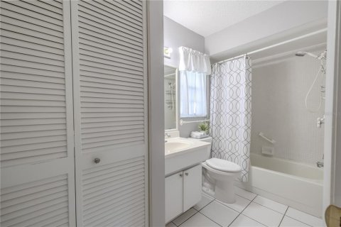 Condo in Dunedin, Florida, 1 bedroom  № 1850977 - photo 19