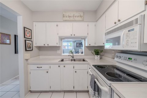 Condo in Dunedin, Florida, 1 bedroom  № 1850977 - photo 4