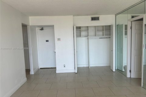 Condominio en venta en Aventura, Florida, 2 dormitorios, 105.72 m2 № 2090572 - foto 24