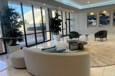 Condominio en venta en Aventura, Florida, 2 dormitorios, 105.72 m2 № 2090572 - foto 12