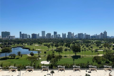 Condo in Aventura, Florida, 2 bedrooms № 2090572