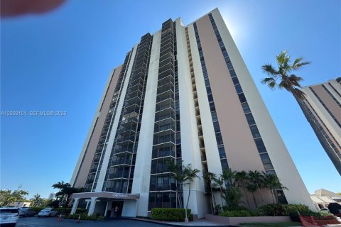 Condominio en venta en Aventura, Florida, 2 dormitorios, 105.72 m2 № 2090572 - foto 4