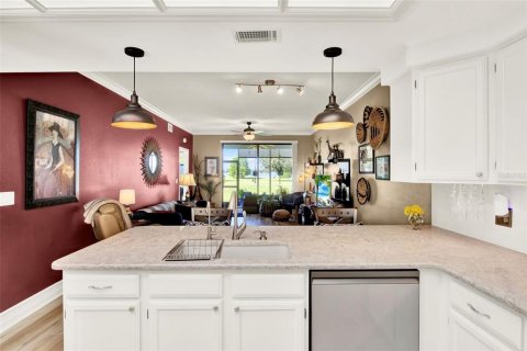 Condominio en venta en Winter Haven, Florida, 2 dormitorios, 94.02 m2 № 1649887 - foto 11