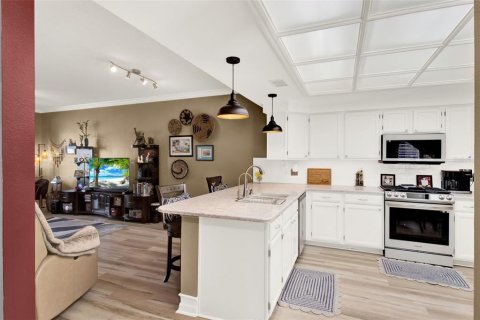 Condominio en venta en Winter Haven, Florida, 2 dormitorios, 94.02 m2 № 1649887 - foto 6