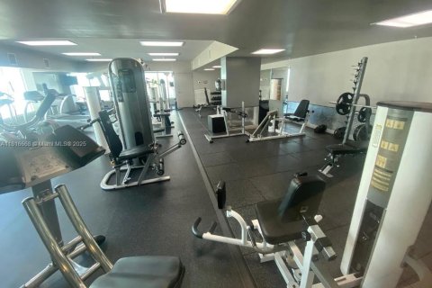 Condominio en venta en Miami, Florida, 1 dormitorio, 66.89 m2 № 1788755 - foto 30