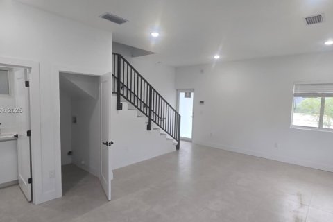 Villa ou maison à vendre à Pompano Beach, Floride: 3 chambres № 1932374 - photo 19