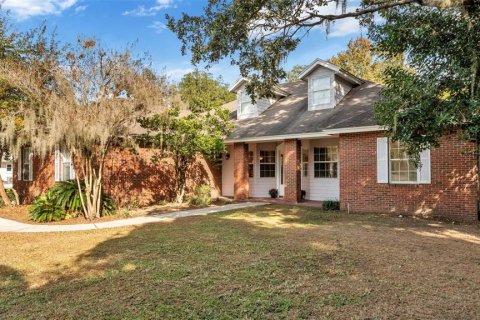 Casa en venta en Lakeland, Florida, 5 dormitorios, 359.81 m2 № 2144671 - foto 3