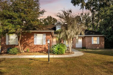 Casa en venta en Lakeland, Florida, 5 dormitorios, 359.81 m2 № 2144671 - foto 2
