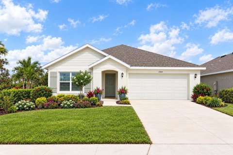 House in Parrish, Florida 3 bedrooms, 155.33 sq.m. № 2368834