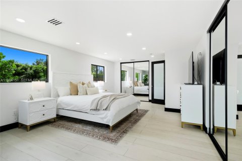 Villa ou maison à louer à Miami, Floride: 4 chambres, 268.12 m2 № 2055834 - photo 21