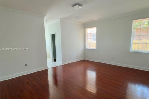 Villa ou maison à vendre à Miami, Floride: 4 chambres, 287.07 m2 № 2331697 - photo 14