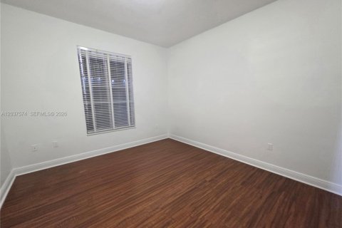 Villa ou maison à vendre à Miami, Floride: 4 chambres, 287.07 m2 № 2331697 - photo 21