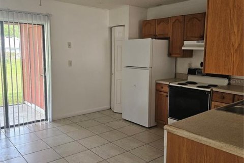 Immobilier commercial à vendre à Kissimmee, Floride: 4 chambres, 176.42 m2 № 1901951 - photo 6