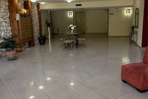 Copropriété à vendre à Weston, Floride: 2 chambres, 114.73 m2 № 2183769 - photo 2