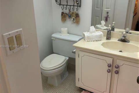 Copropriété à vendre à Weston, Floride: 2 chambres, 114.73 m2 № 2183769 - photo 17