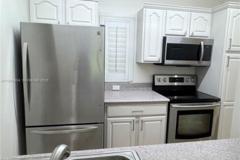 Купить кондоминиум в Корал-Спрингс, Флорида 2 спальни, 71.35м2, № 2011778 - фото 9