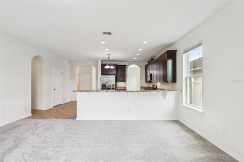 Casa en venta en Orlando, Florida, 5 dormitorios, 297.94 m2 № 1906958 - foto 14
