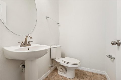 Casa en venta en Orlando, Florida, 5 dormitorios, 297.94 m2 № 1906958 - foto 19