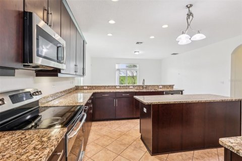 Casa en venta en Orlando, Florida, 5 dormitorios, 297.94 m2 № 1906958 - foto 11