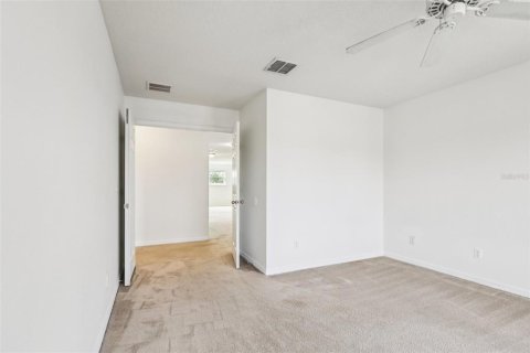Casa en venta en Orlando, Florida, 5 dormitorios, 297.94 m2 № 1906958 - foto 25