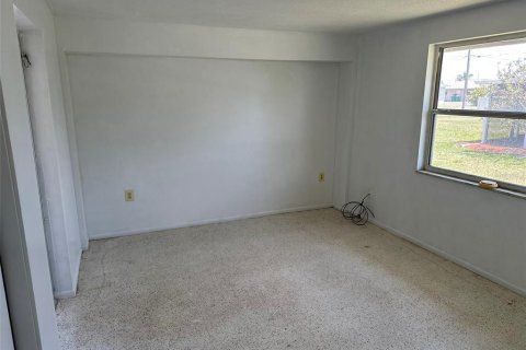 Casa en venta en Port Charlotte, Florida, 2 dormitorios, 84.36 m2 № 1651937 - foto 6