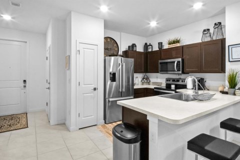 Townhouse in Riviera Beach, Florida 3 bedrooms, 139.35 sq.m. № 2245233 - photo 5
