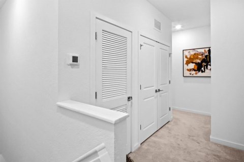Townhouse in Riviera Beach, Florida 3 bedrooms, 139.35 sq.m. № 2245233 - photo 11
