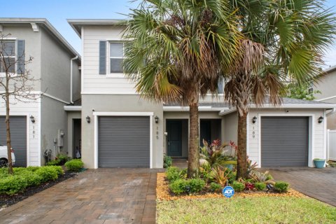 Townhouse in Riviera Beach, Florida 3 bedrooms, 139.35 sq.m. № 2245233 - photo 28