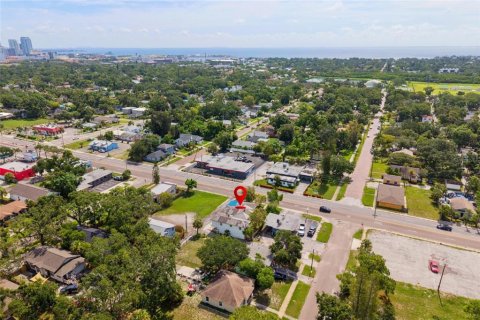 Immobilier commercial à vendre à Saint Petersburg, Floride: 181.72 m2 № 1792847 - photo 9