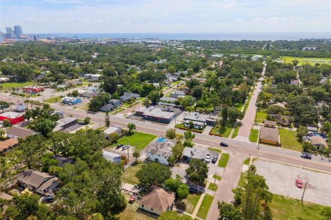 Immobilier commercial à vendre à Saint Petersburg, Floride: 181.72 m2 № 1792847 - photo 8