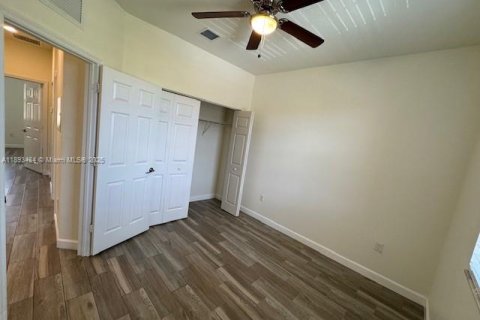 Townhouse in Homestead, Florida 3 bedrooms, 130.81 sq.m. № 1946988 - photo 24