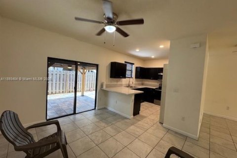 Townhouse in Homestead, Florida 3 bedrooms, 130.81 sq.m. № 1946988 - photo 16