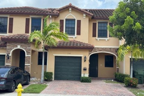 Townhouse in Homestead, Florida 3 bedrooms, 130.81 sq.m. № 1946988 - photo 2