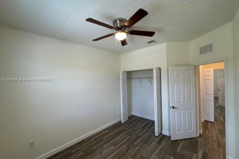 Townhouse in Homestead, Florida 3 bedrooms, 130.81 sq.m. № 1946988 - photo 21