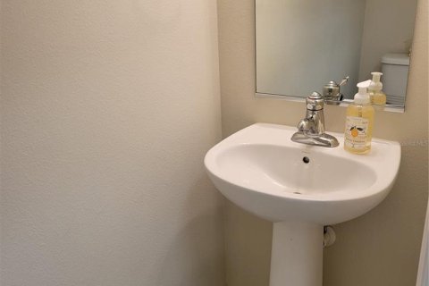 Снять в аренду таунхаус в Сарасота, Флорида 7 комнат, 154.31м2, № 1346356 - фото 9