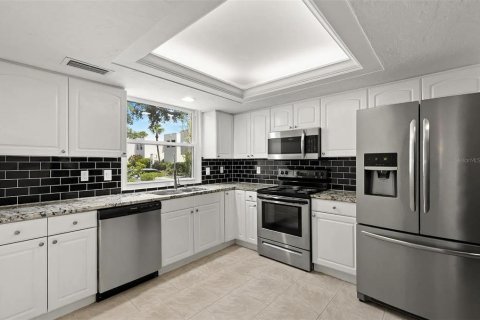 Condominio en alquiler en Sarasota, Florida, 3 dormitorios, 134.99 m2 № 1899456 - foto 3