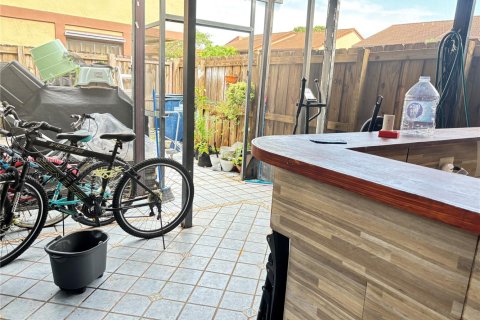 Adosado en venta en Miami, Florida, 3 dormitorios, 126.35 m2 № 1836483 - foto 8