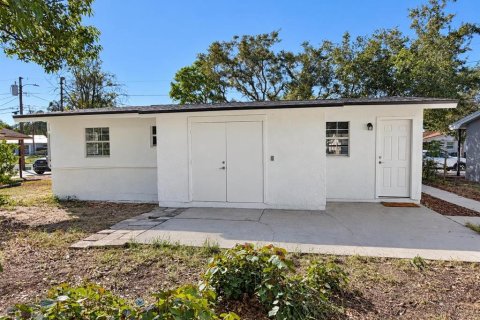 House in Tarpon Springs, Florida 3 bedrooms, 80.27 sq.m. № 2431686 - photo 12