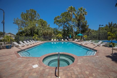 Adosado en venta en Saint Petersburg, Florida, 3 dormitorios, 169.64 m2 № 1771941 - foto 30