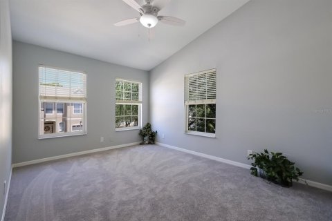 Adosado en venta en Saint Petersburg, Florida, 3 dormitorios, 169.64 m2 № 1771941 - foto 21