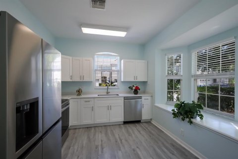 Adosado en venta en Saint Petersburg, Florida, 3 dormitorios, 169.64 m2 № 1771941 - foto 12