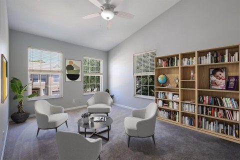 Adosado en venta en Saint Petersburg, Florida, 3 dormitorios, 169.64 m2 № 1771941 - foto 6