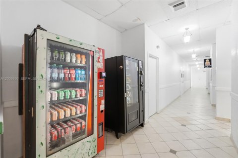 Condominio en venta en Miami, Florida, 2 dormitorios, 105.91 m2 № 2076463 - foto 29